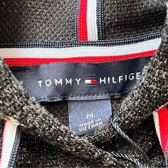 Tommy Hilfiger Hoodie – Size M (NWT) - Picture 7 of 10